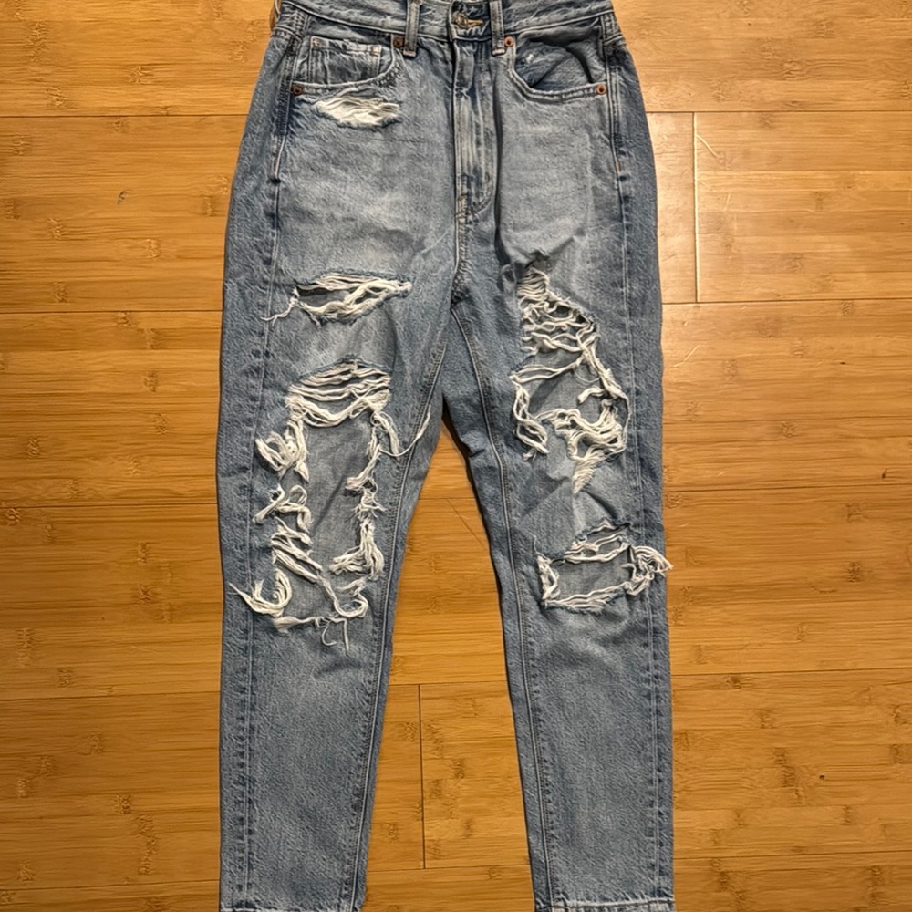 Distressed Blue Jeans - Picture 4 of 5